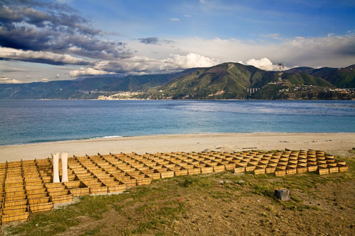 lo stretto di Messina da Punta Faro (ME) lo stretto di Messina da Punta Faro (ME)
