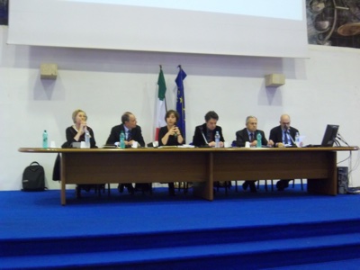 il tavolo dei relatori